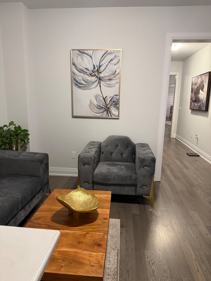 Woodstock Home 4br/4wr Corporate & Insurance Needs - Woodstock