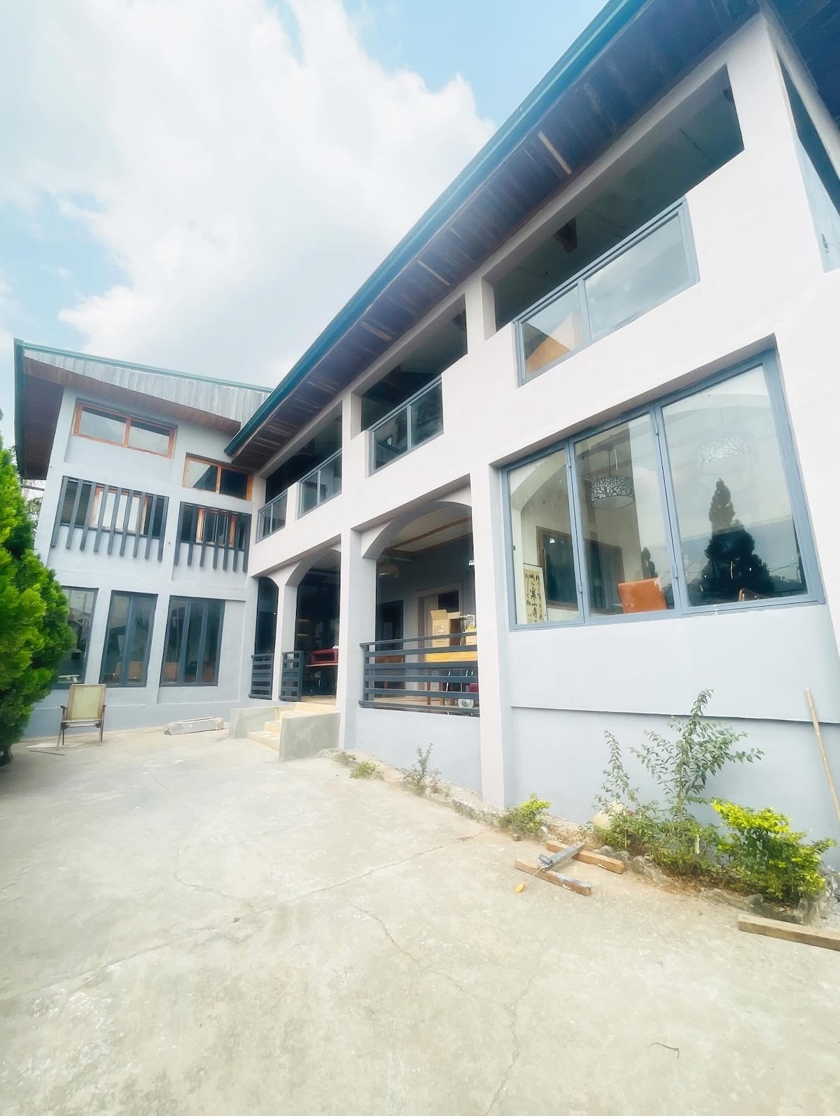 Fully equipped rustic solid wood villa - Houses for Rent in Yaoundé ...