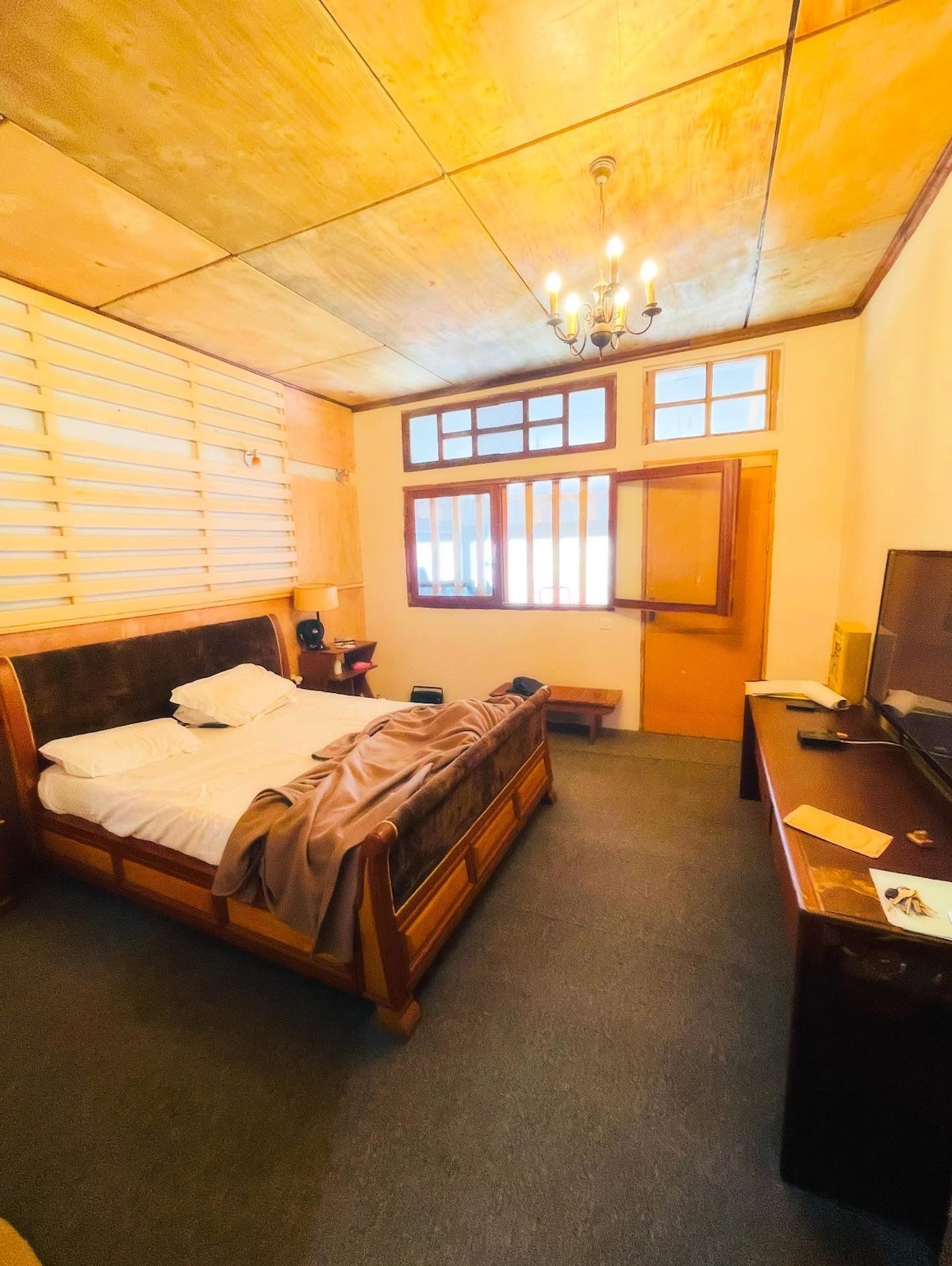 Fully equipped rustic solid wood villa - Houses for Rent in Yaoundé ...