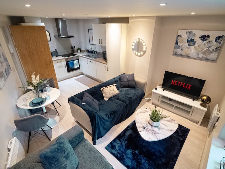 Quiet & Comfortable Leeds Stay | Sleeps 4 |Wifi - Leeds