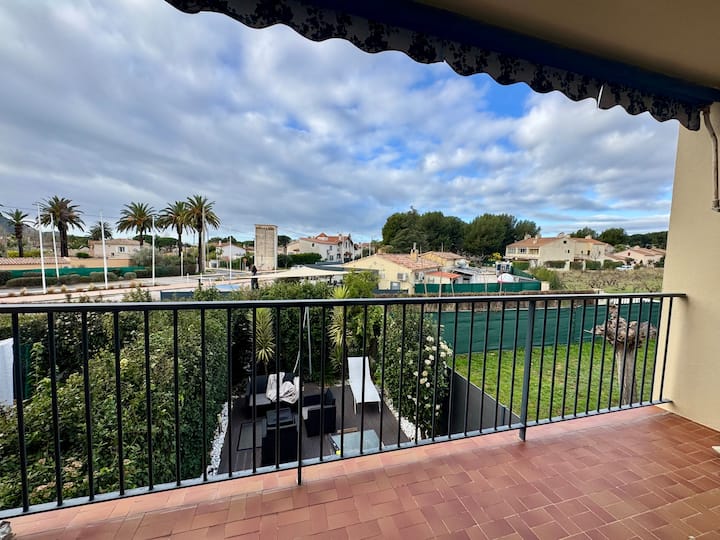 Joli T2 - Plage à Pied, Parking, Clim, Terrasse - Saint-Cyr-sur-Mer