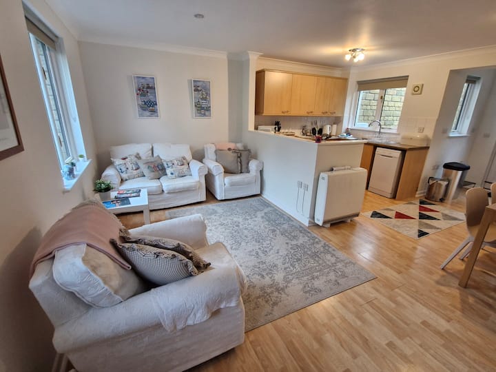 Cosy Two-bedroom Cottage Near The Sea - Falmouth University - Falmouth Campus
