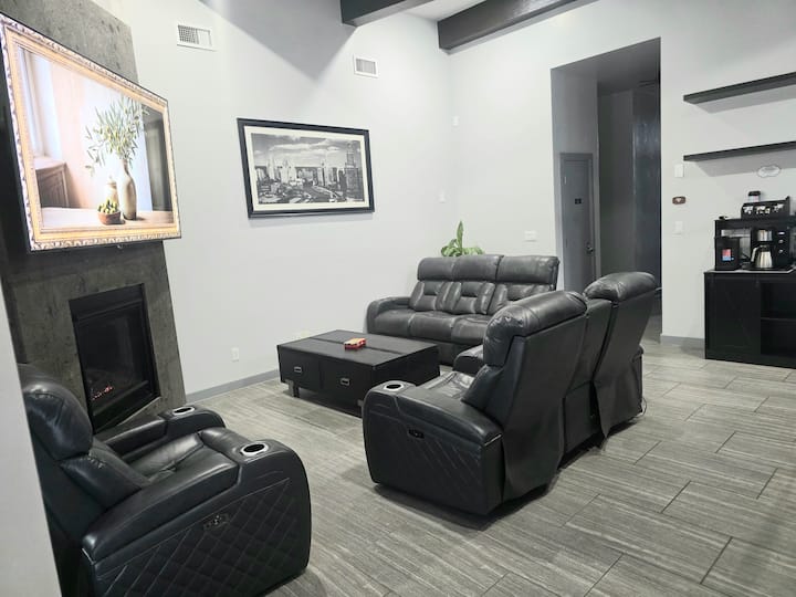 Sun City Oasis W/pool & Spa| El Paso -