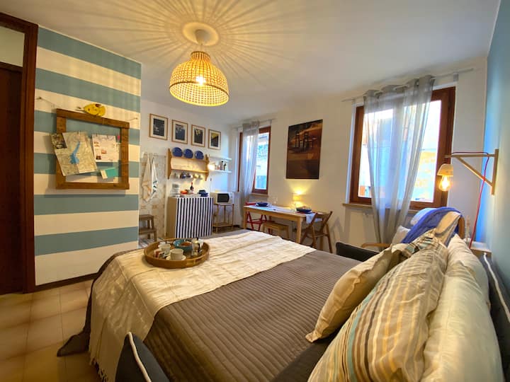 Charming Lakeside Studio  50m From The Harbor - Garda