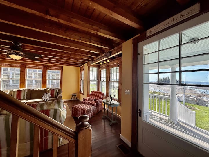 New Listing Coastal Oceanfront Cottage - Rockland, ME