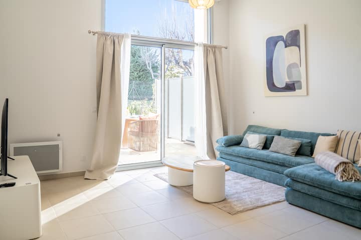 Magnifique Appartement Proche De La Mer - Cagnes-sur-Mer