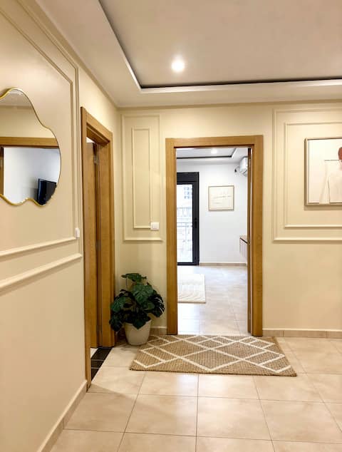 Suite Moderne 7 personnes – Palais d’Or