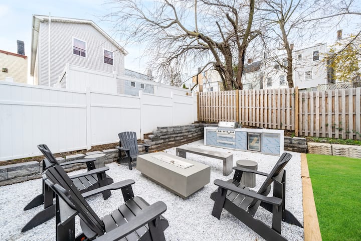 Modern 2 Bed Apartment | 5 Minutes From Train - Jersey City
