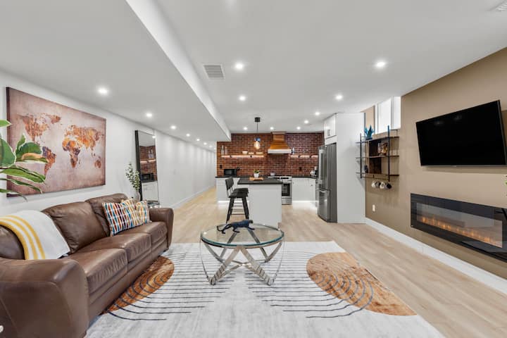 New Quiet Melbourne St. Suite ! - Hamilton