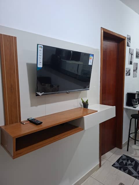 Popular Airbnb listing: Copacabana 7 Apartment in Copacabana