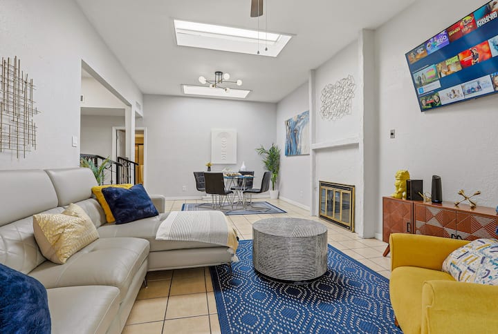 Casa Westview Retreat |Quiet Private Home Near I10 - El Paso, TX