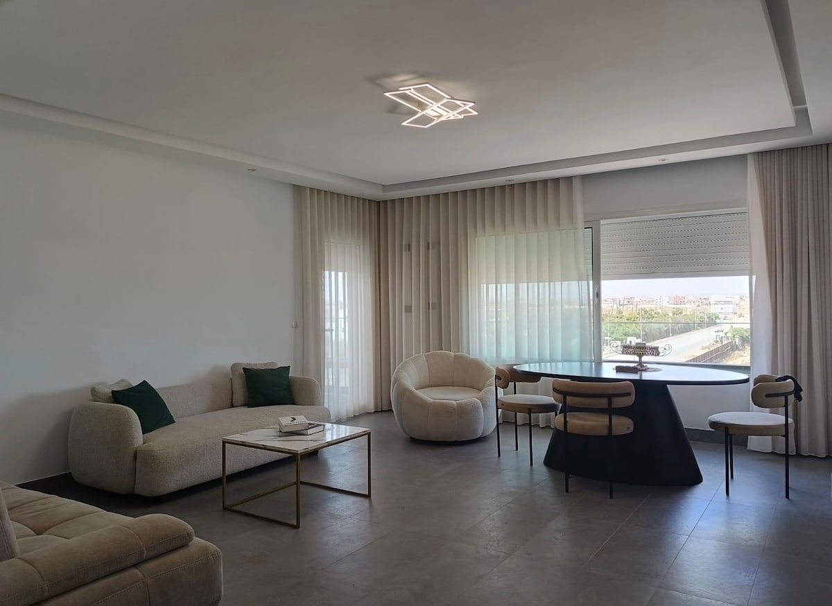 The Village Green in Panorama City, CA 91402 818-895-0455 -9010 Tobias ...