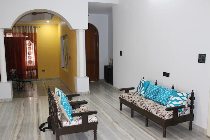 Nivaasam! The Luxury Bungalow - Gwalior