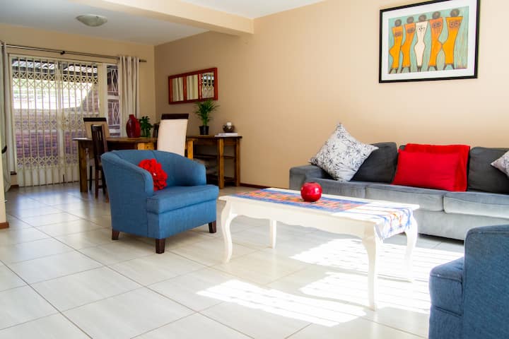 Cozy Private Stay | Free Wi-fi & Secure Parking - Pietermaritzburg