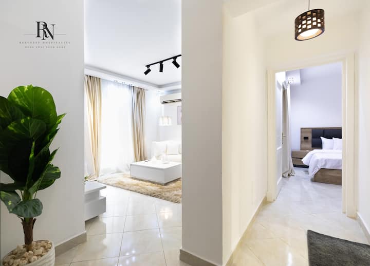 Marvelous 1 BDR In Rehab City: Bedroom