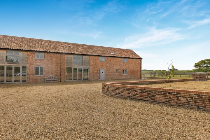 6 Bed In Walcott (Oc-t34492) - Wroxham
