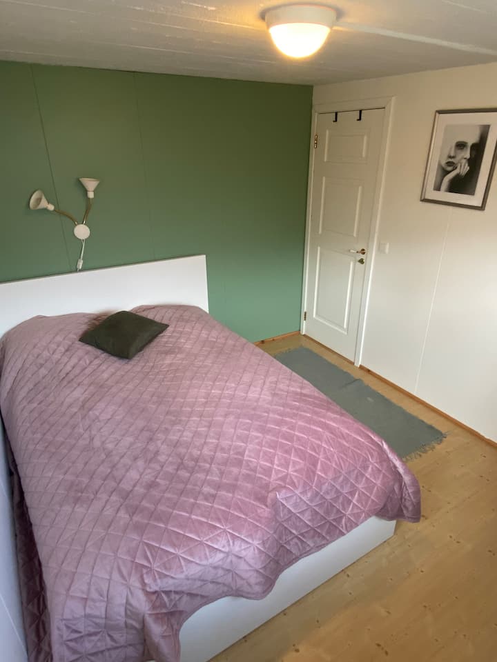 Cozy Seaside Suite | Private Bath & Entrance - Iceland