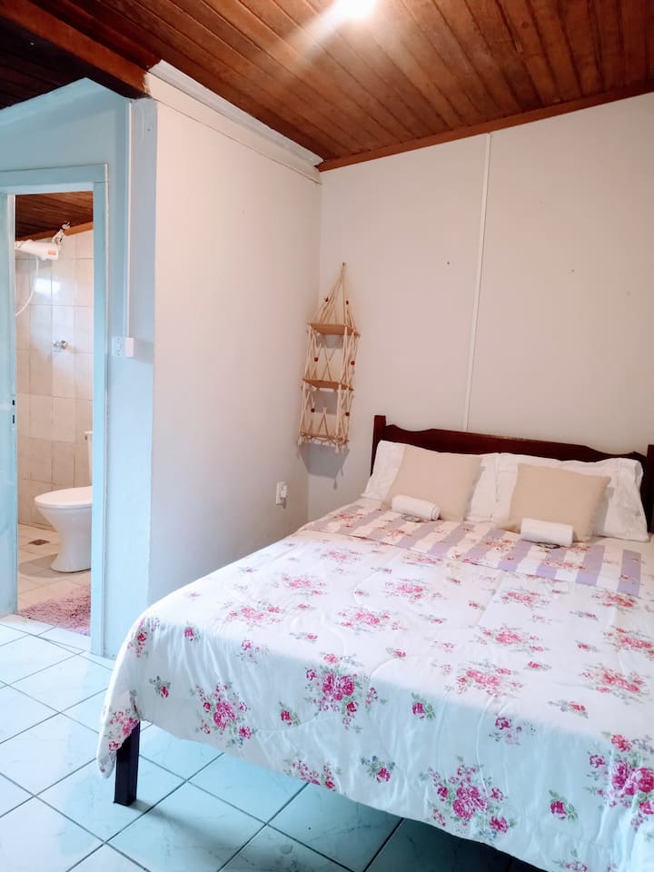 საძინებელი 1