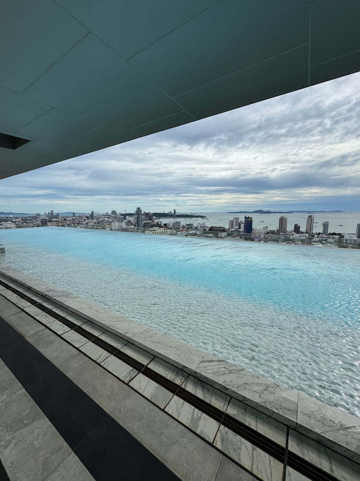 Luxury Room Pattaya photo 5