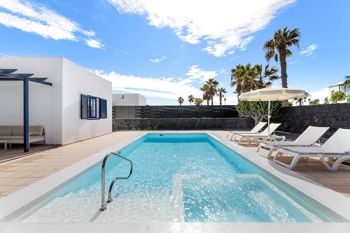Lanzarote Villa Volcan 10 Private Heated Pool - Playa Blanca