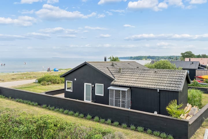 Maison De Plage Rénovée, Emplacement Unique - Kolding