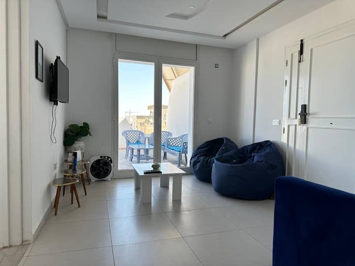 Spacious 2 Bedroom Penthouse With Sea Views - Sousse
