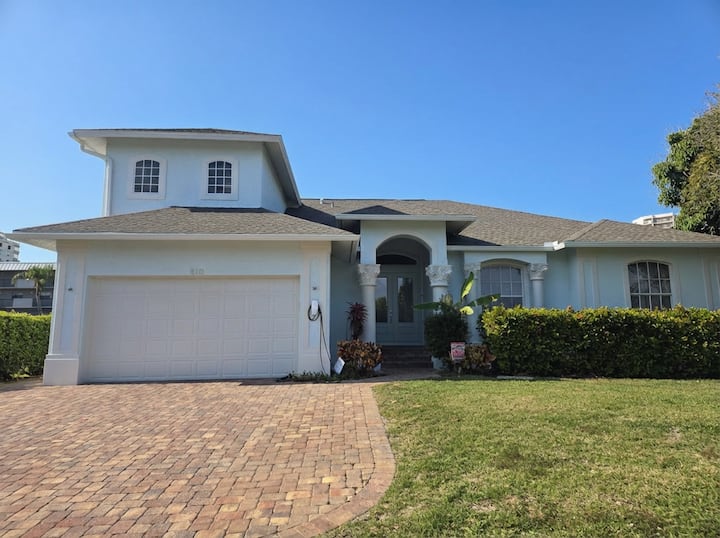 Closest Home To South Beach On Marco Island - Marco Island, FL