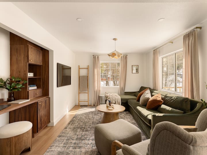 Designer Cabin - 3 Min Walk To Lake & Private Dock - Big Bear, CA