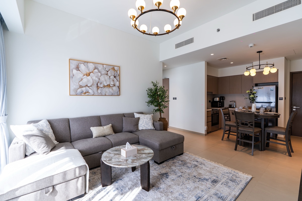 1 Bedroom Furnished Apartment | Act One / Act Two 5
