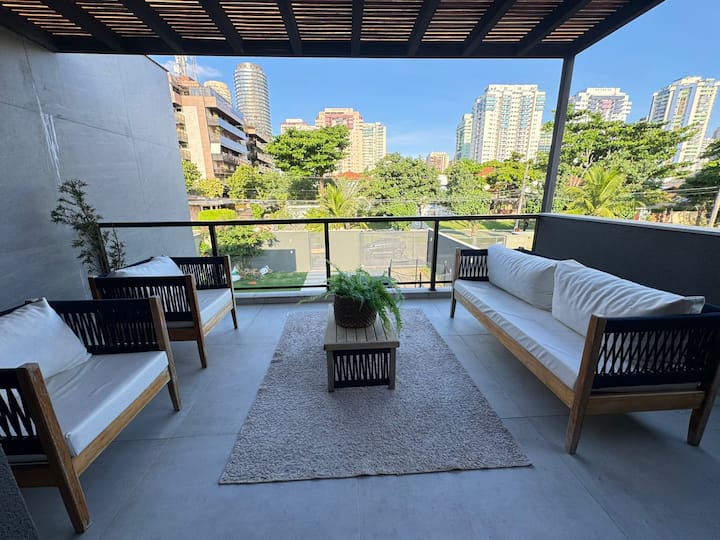 Casa Na Barra Da Tijuca Próximo A Praia - Rio de Janeiro
