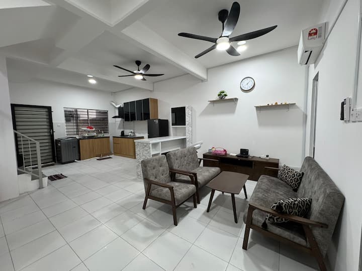 Family-friendly Homestay @ Seri Lemawang Tuaran - Tuaran