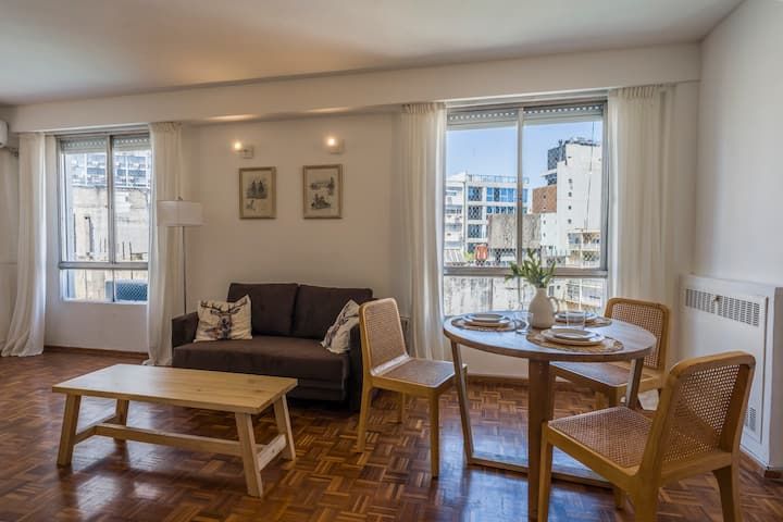 Kitnet mobiliada para 3 pessoas em Retiro