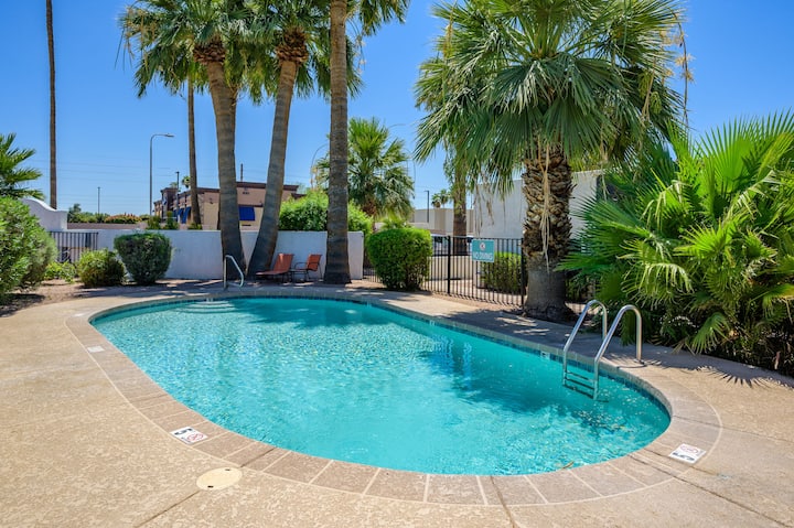 2 Mins To Asu, Swimming Pool, King Bed - Tempe