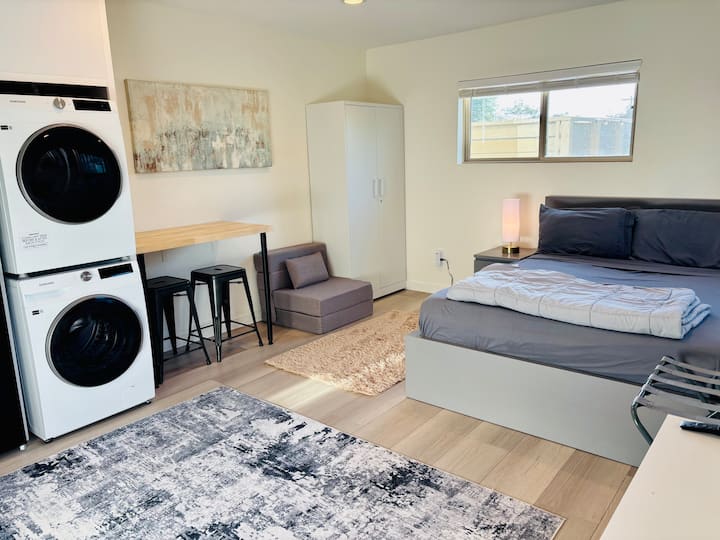 Modern Cozy Bamboo Retreat - ラ・メサ, CA