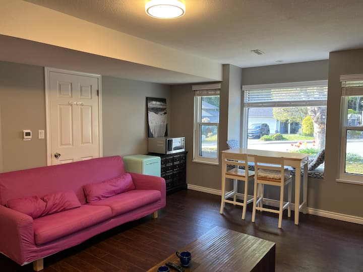 Steps To Trails | Private Entry Room | No Shared - Cypress Mountain