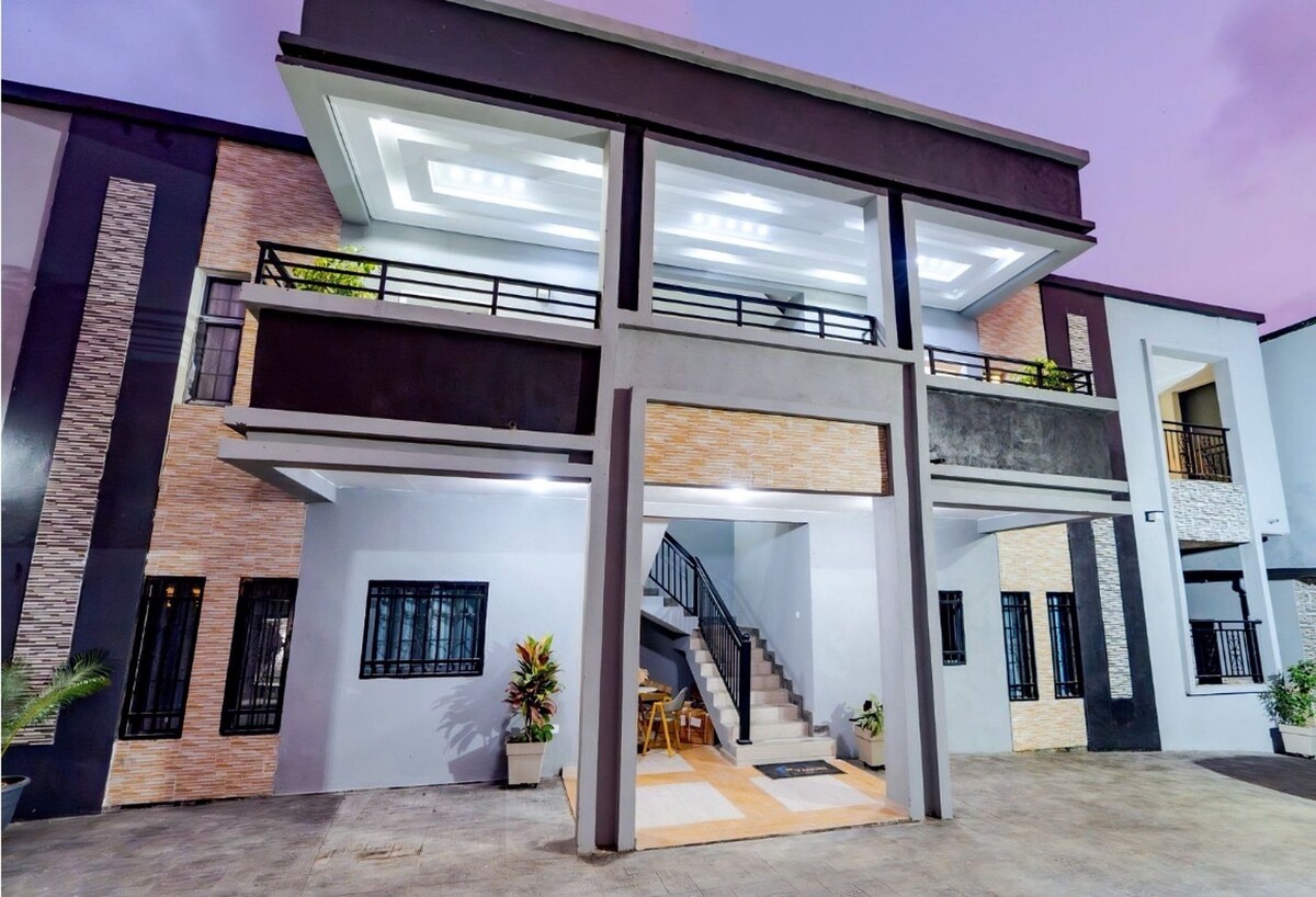 Exterior 1 image 1