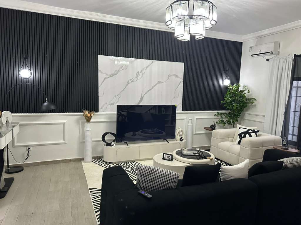Living room image 8