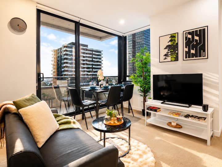 Sky Lounge-sauna-pool Steps From Melbourne Central - Melbourne
