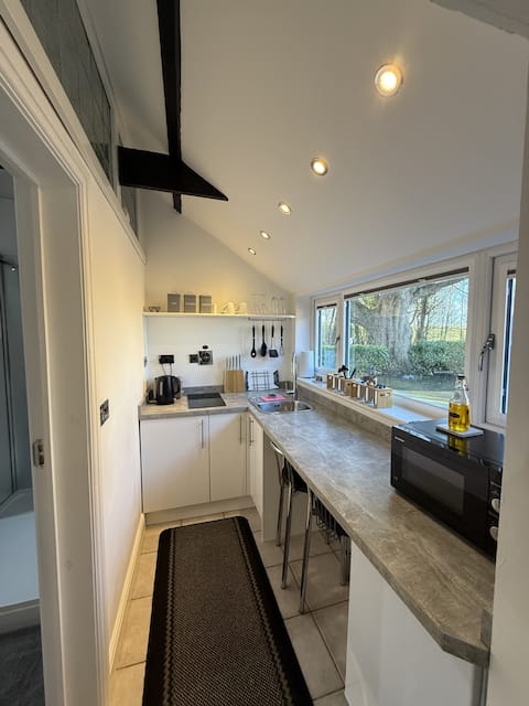 Top Airbnb: Crossways Beech Tree in Lincolnshire