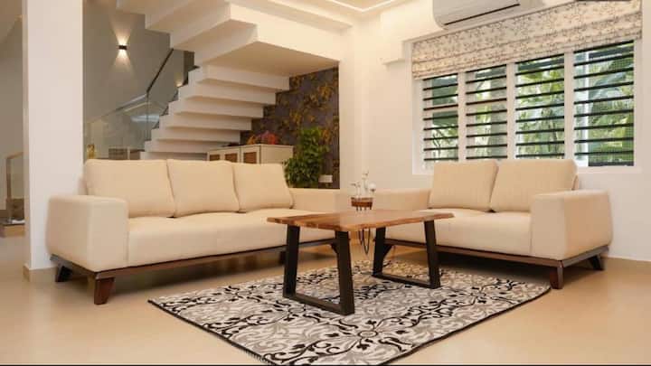 Your Private Rooms With All Amenities - Kumarakom
