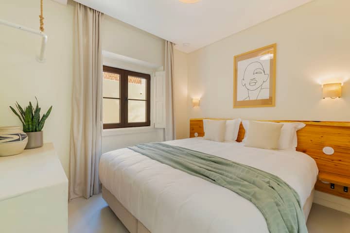 House Of Calma - Cozy Studio With View - Costa da Caparica