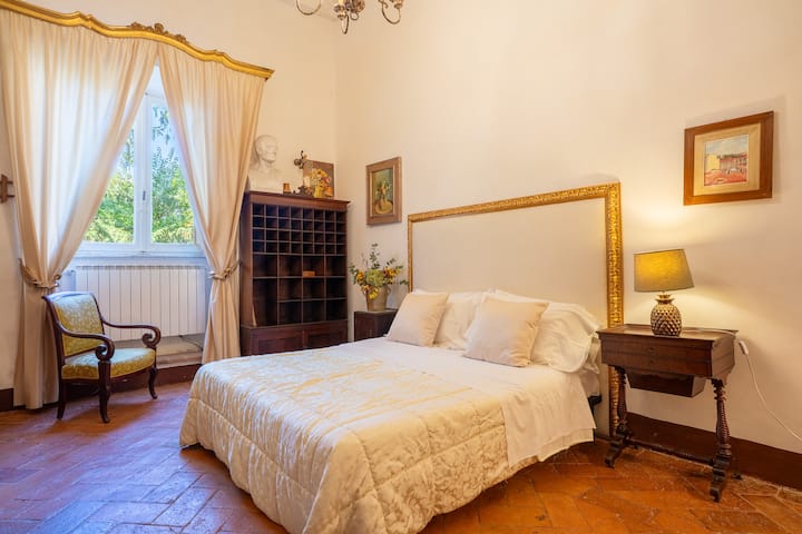 Ser Andrea Ampio Appartamento Con Cucinotto ! - Montepulciano