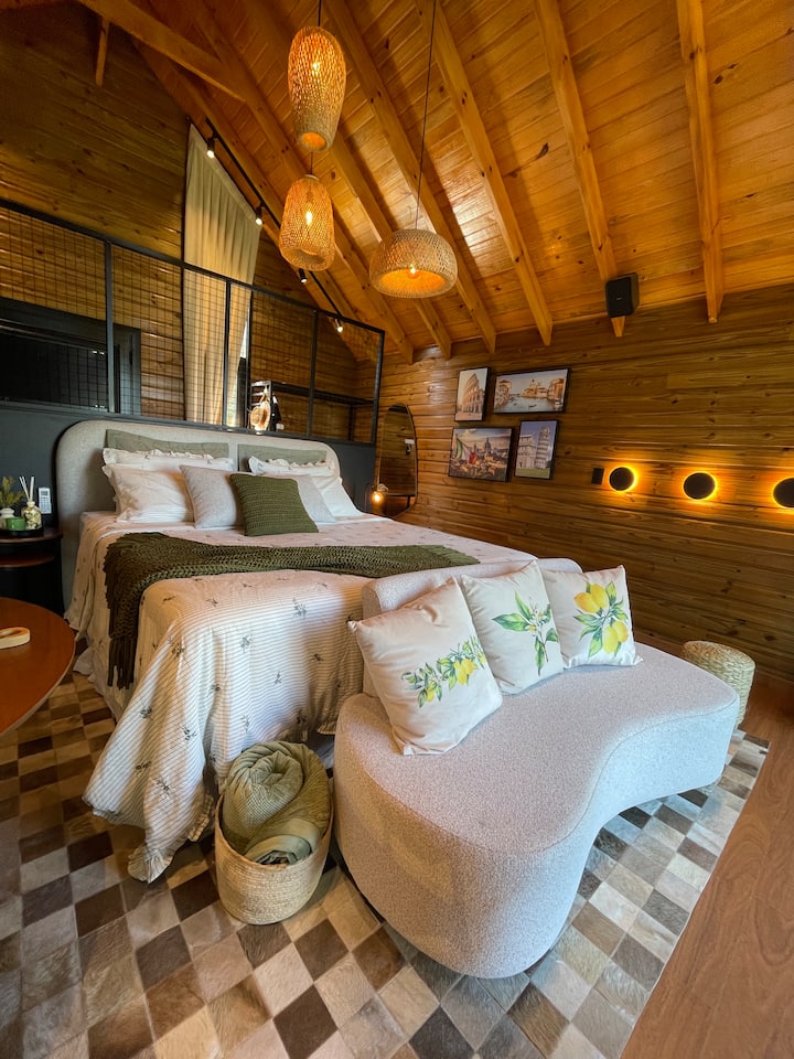 Chalet Di Legno: Um Refúgio Italiano - Bandeirante