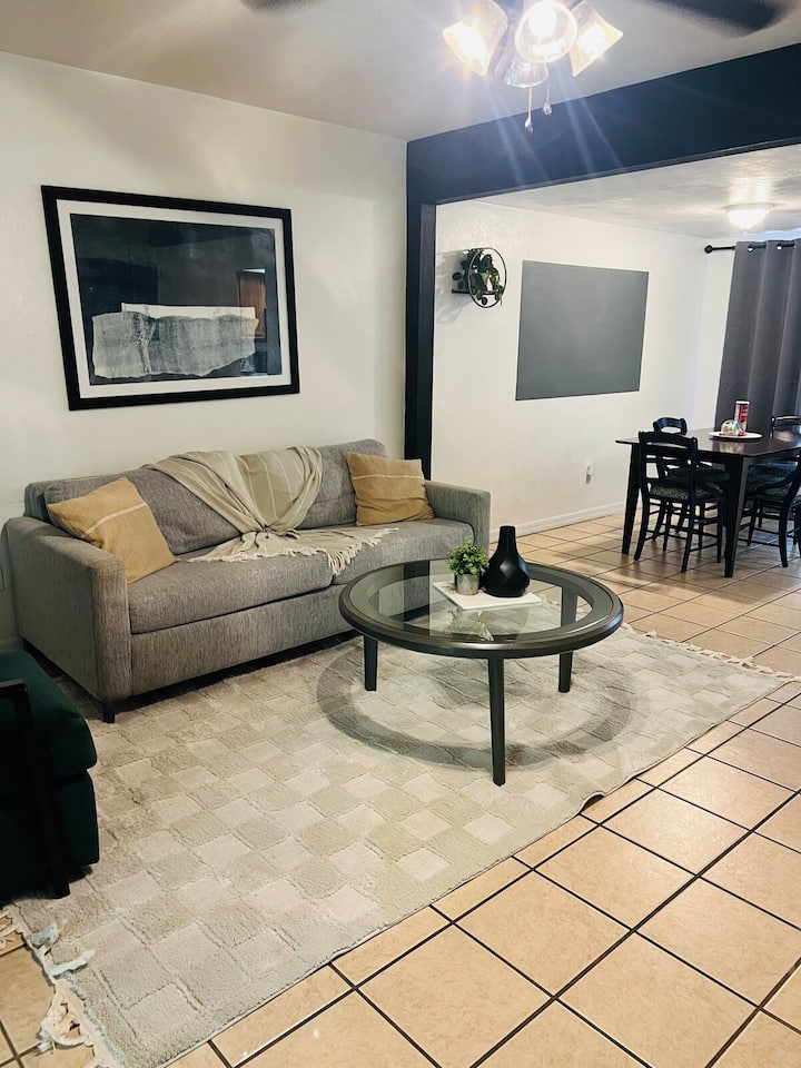 3 Bed-3 Bath Town Home ~10 Min To Uf, Free Parking - Gainesville, FL