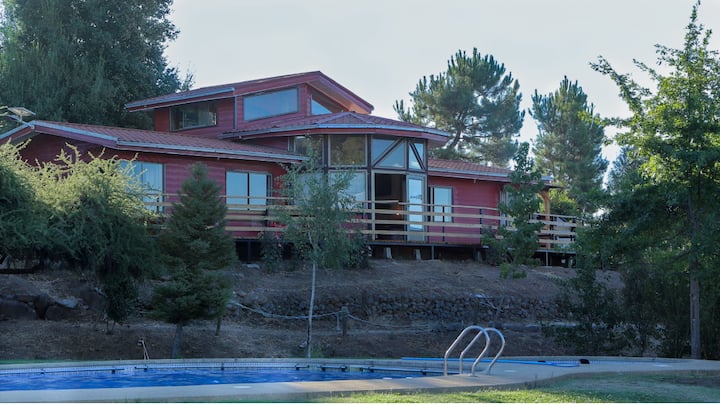 Cabaña N°6 Para 10 Personas. Con Piscina Exclusiva - Quillón
