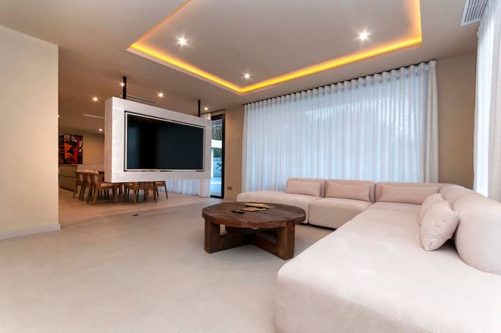 Villa Adriano By Palmsuites - Alicante