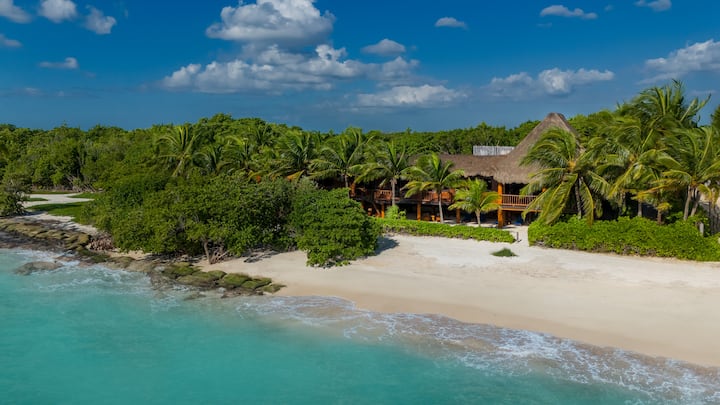 Luxury Beachfront Villa With Private Chef - Playa del Carmen