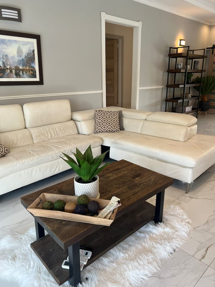 Spacious Villa In Prestigious Valsayn North - Trinidad and Tobago