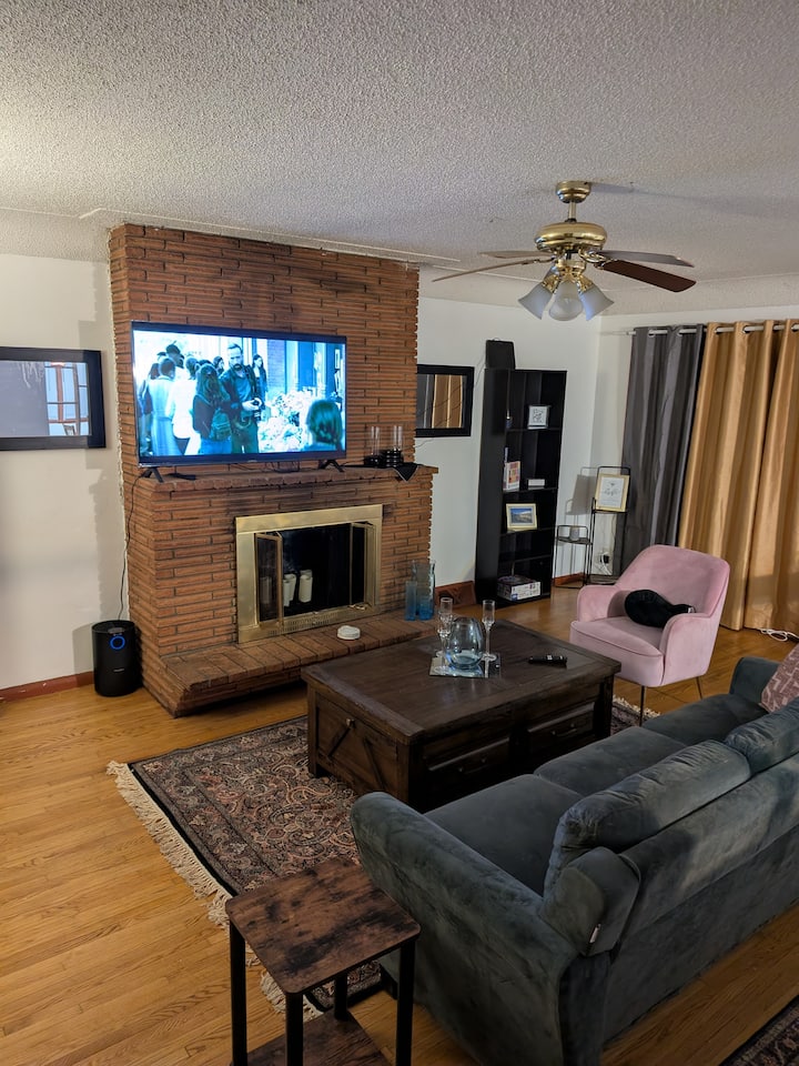 Cozy Home Away From Home - Plymouth, MN