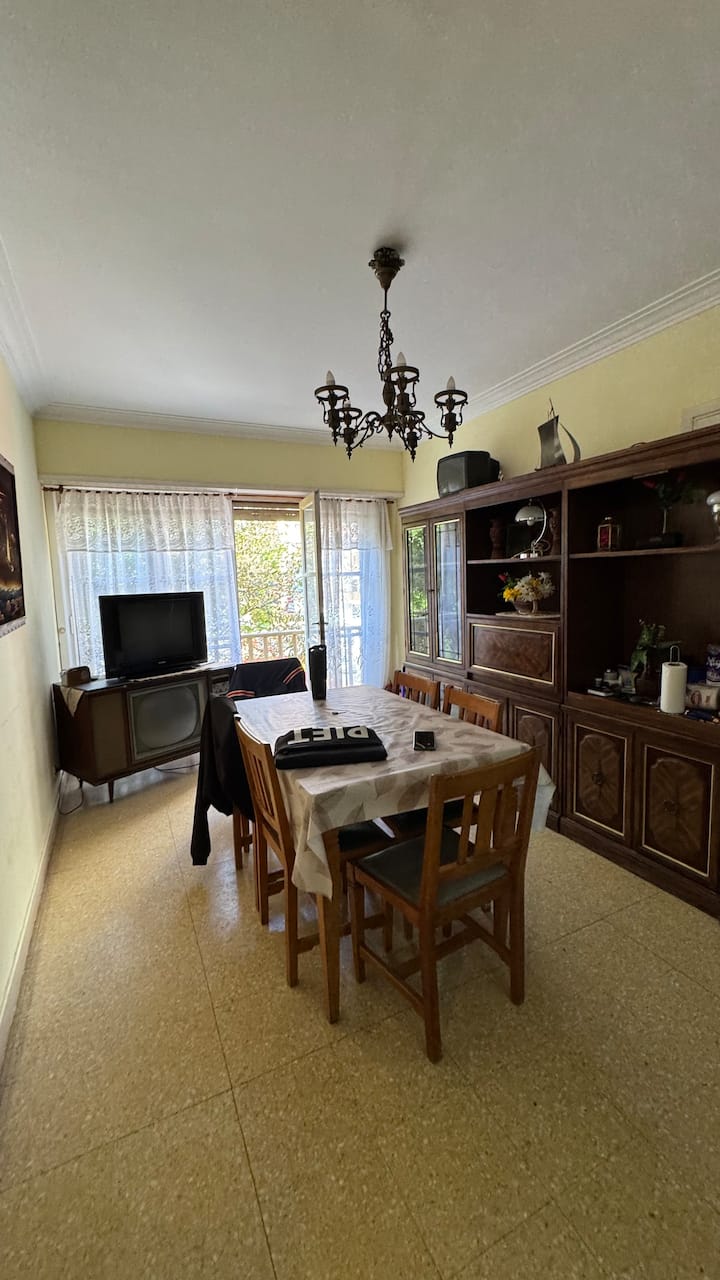Departamento Sobre Peatonal A Una Cuadra Del Mar - Miramar